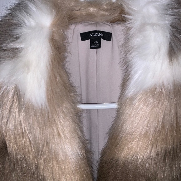 alfani wool jacket, never worn. Size L/XL. - Picture 5 of 5